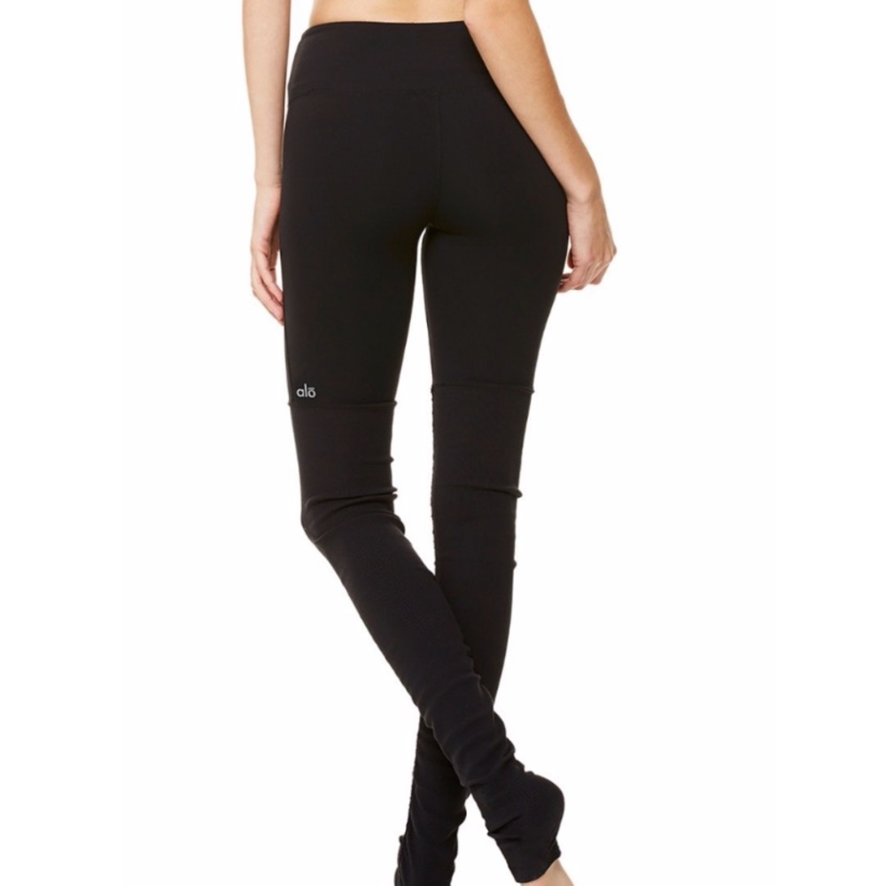 alo goddess leggings